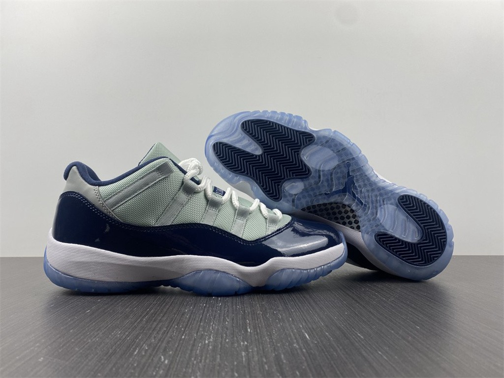 Air Jordan 11 Low AJ11 528895-007